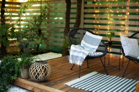 How to Turn Your Outdoor Living Space Into the Ultimate Party Hangout