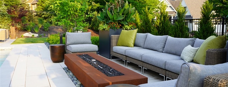 Creating Ultimate Relaxation Spaces with Pergolas and Arbors