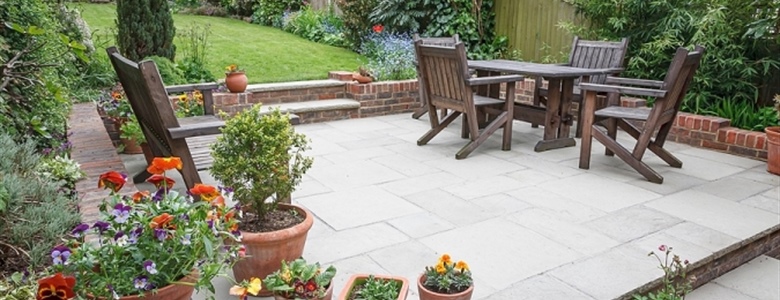 10 Essential Accessories For Your Luxury Patio
