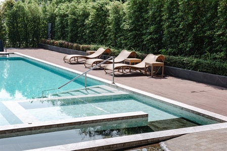 Essential Luxury Features For Your Custom Pool