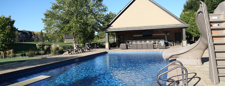 Smart Pool Technology: Top Features, Automation & Energy-Efficient Systems