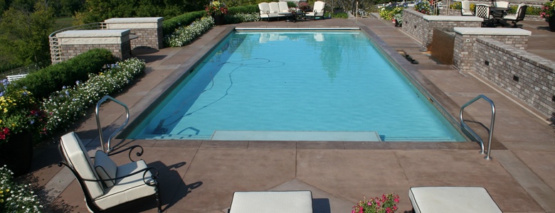 Integrating Outdoor Living Spaces with Concrete Pools in Minneapolis