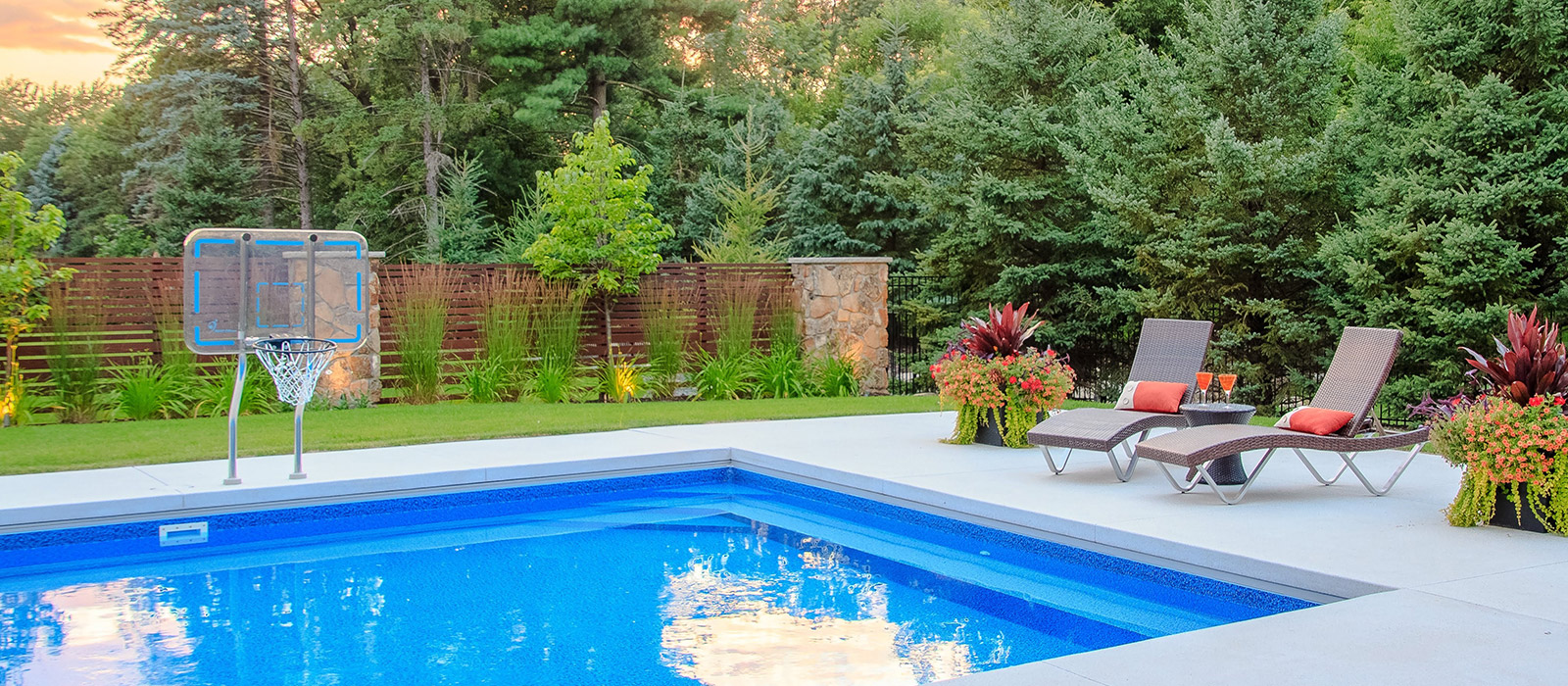 Square In-Ground Vinyl Pool With Built-in Pool Hoop