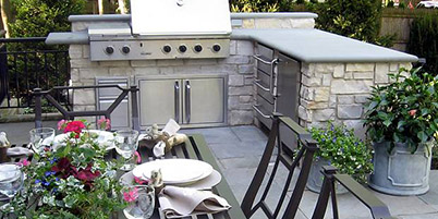 Combination Outdoor Kitchen & Dining Room