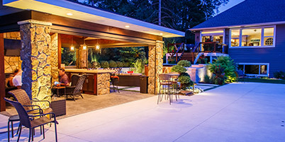 Outdoor Kitchen & Living Room in Minneapolis